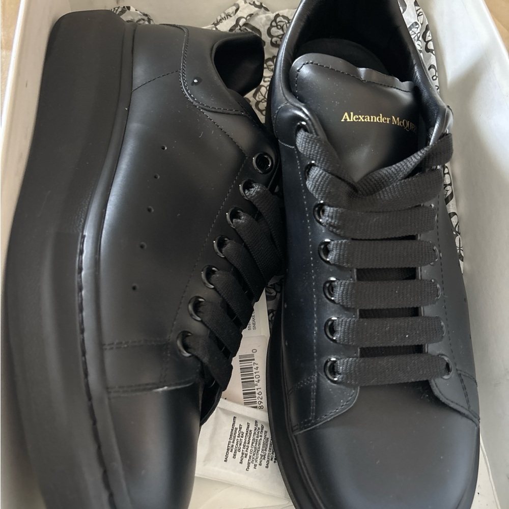 Alexander McQueen Men's Black Sneakers